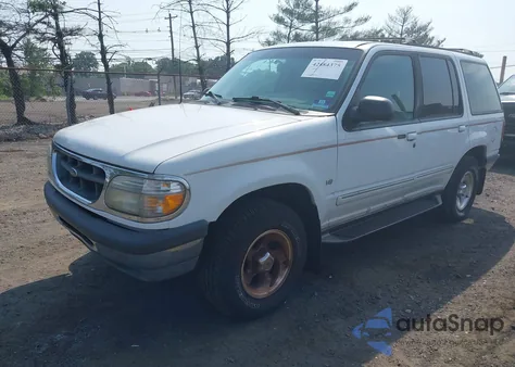 1998 Ford Explorer Eddie Bauer/Limited/Xlt из США, поврежденный, VIN 1FMZU35P4WUD34600